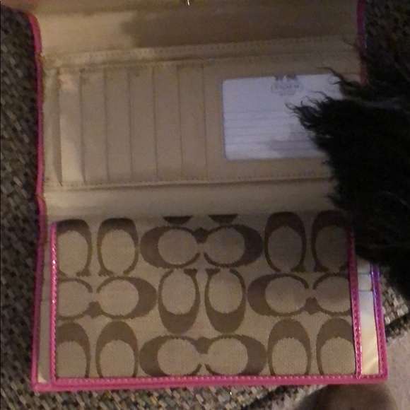 Wallet - Picture 2 of 6